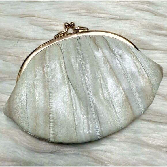 Vintage Eel Skin Small Coin Purse in Pearl - Picture 1 of 7